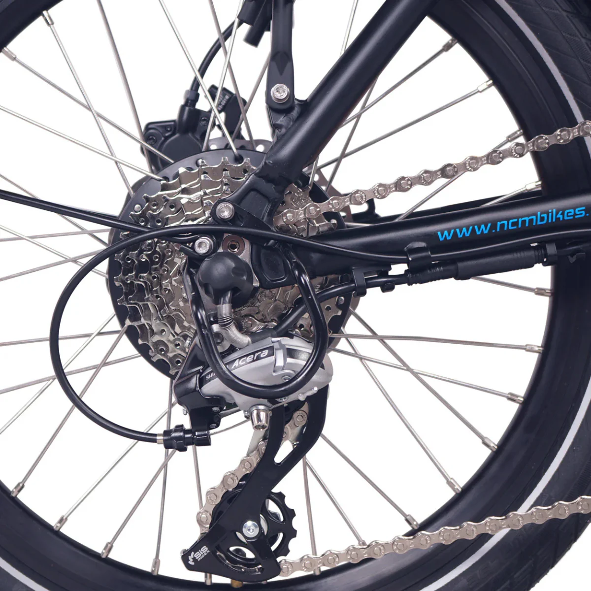 NCM London Plus Folding Electric Bike - Image 5