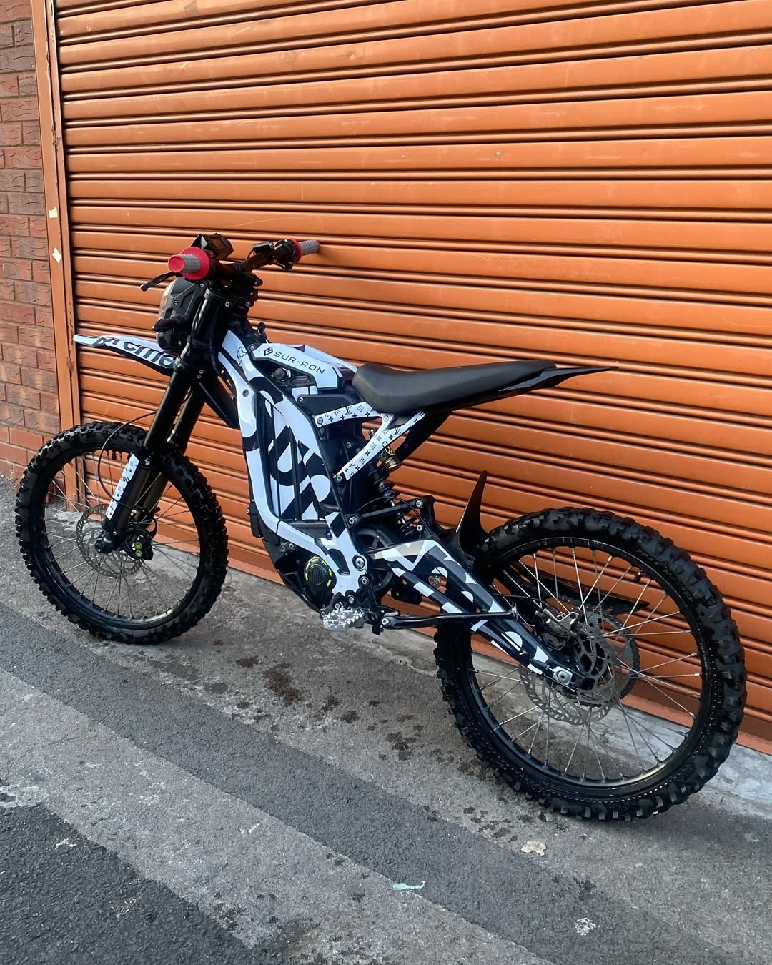 2021 Surron Light Bee X OFF ROAD ♠️⚪️