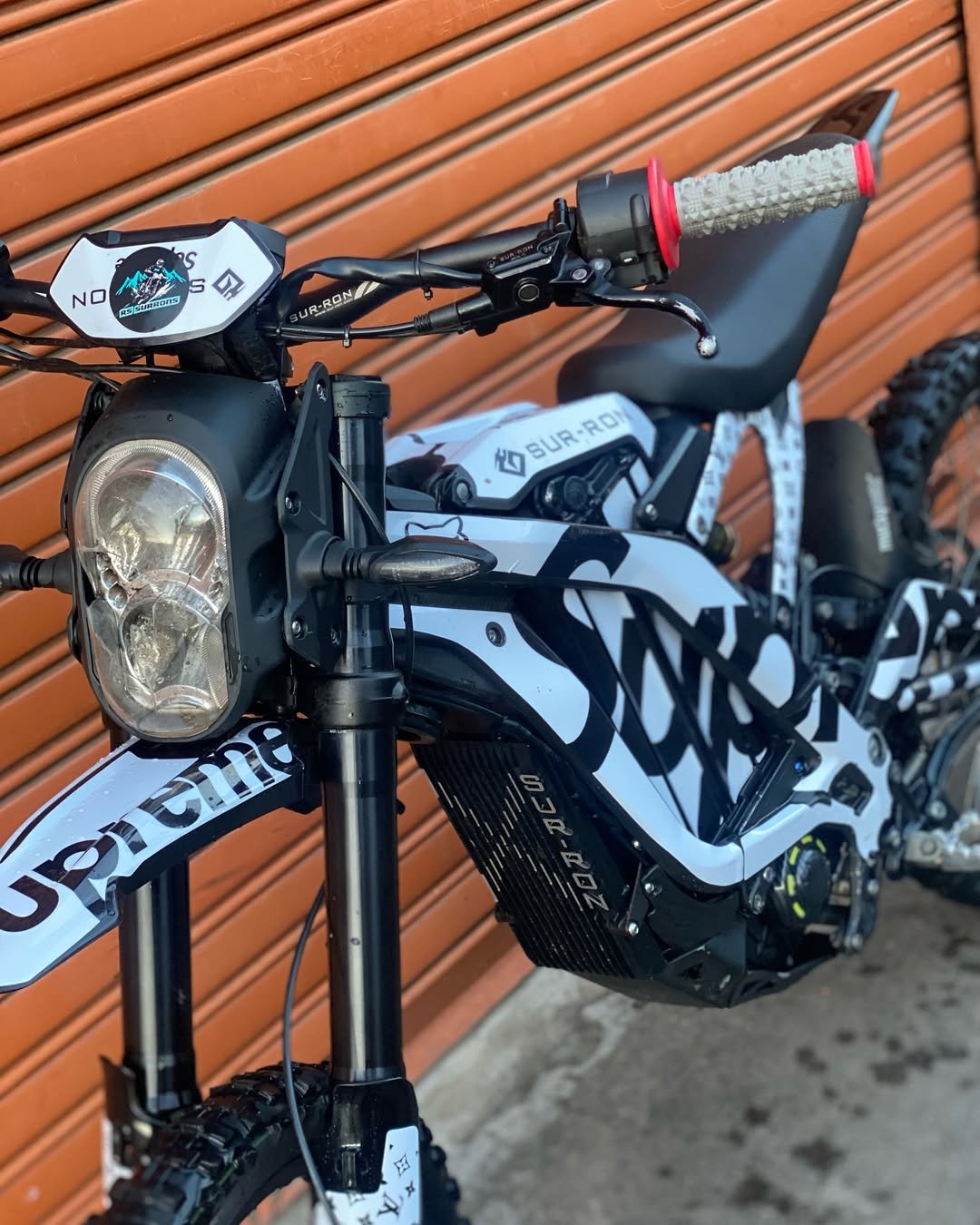 2021 Surron Light Bee X OFF ROAD ♠️⚪️ - Image 6